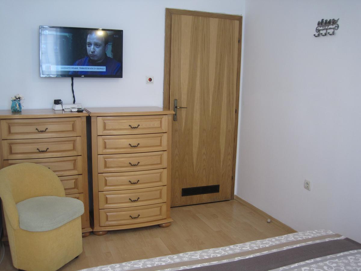 Apartment Nadejda Varna Exterior photo
