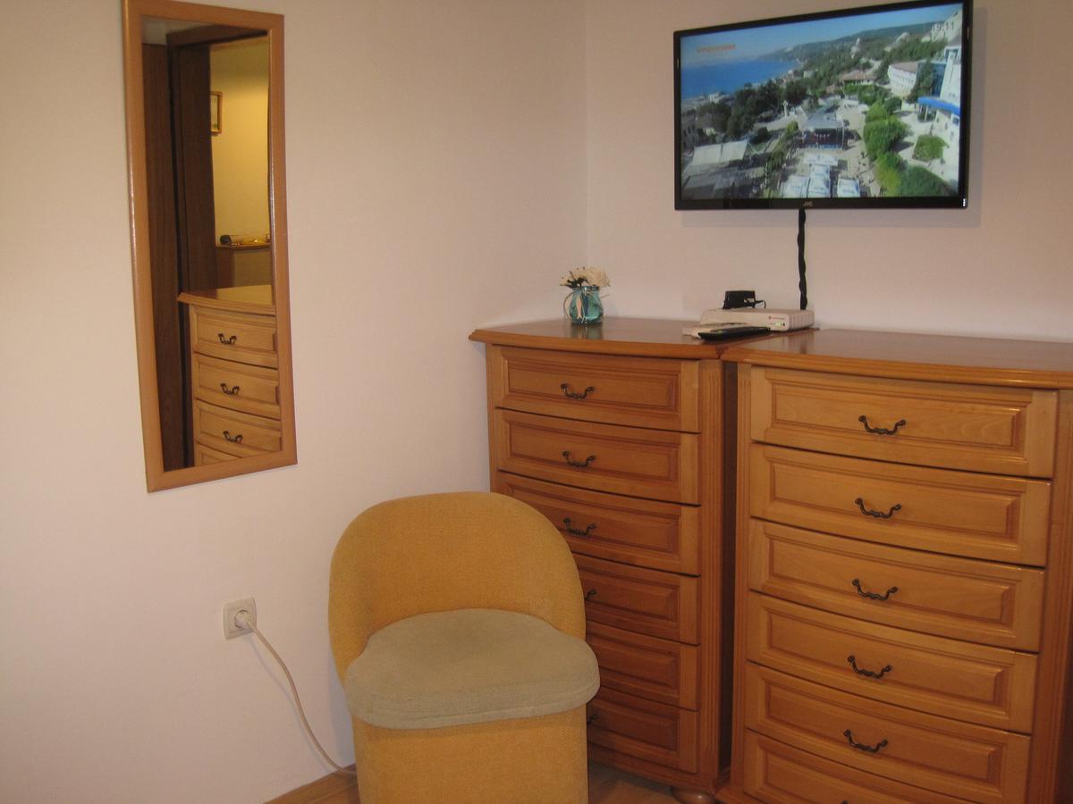 Apartment Nadejda Varna Exterior photo
